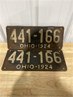 1924 set of license plates