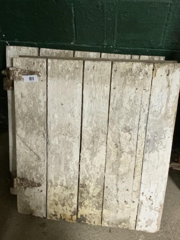 2 piece rustic white wooden barn door props as