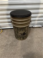 Hunting Bucket