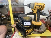 DEWALT DRILL