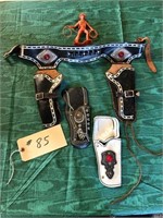 TOY HOLSTERS AND BELT