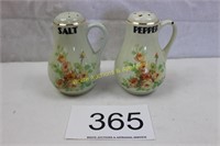 Vintage Hall China S & P Shaker Set