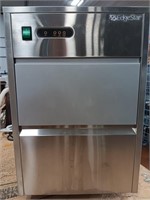 Ice maker automatic EdgeStar makes up to 44