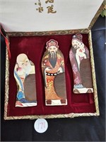 Vintage Asian Gong Shu Ming Bi Wood Comb Set