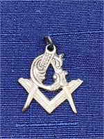 Masonic compass pendant