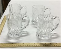 4 glass drinking cups