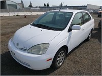 2002 Toyota Prius Hybrid Sedan