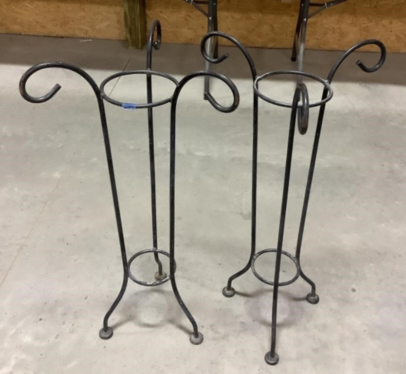 2 metal plant stands 36in x 20