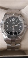 Authentic Tag Heuer professionl 200 meter watch