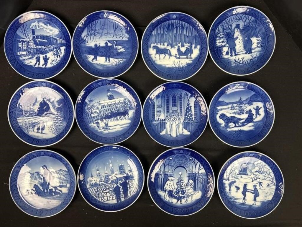18 Royal Copenhagen, Collector plates dated