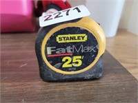 STANLEY FAT MAX 25' TAPE MEASURE