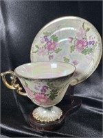 VTG Hand-Painted Luster-Ware Rose Tea Cup & Saucer