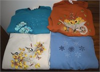 (4) Women's Patterned/Printed Sweatshirts Medium