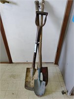 Brush, spade and small shovel
