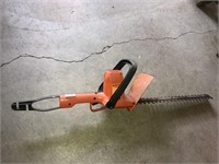 Black and Decker 16" hedge trimmer