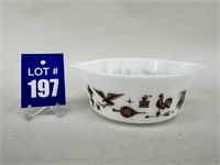 Pyrex Americana Casserole Dish #472