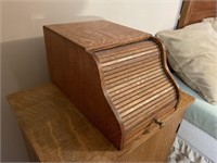Oak roll top organizer Measures 8 inches tall 17