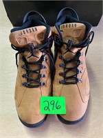 Jordan Boots Size 11 1/2 (NOT IN CORRECT BOX)