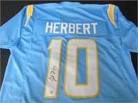 JUSTIN HERBERT SIGNED JERSEY WITH COA