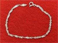 7in. Sterling Silver Italy Bracelet 1.53 Grams