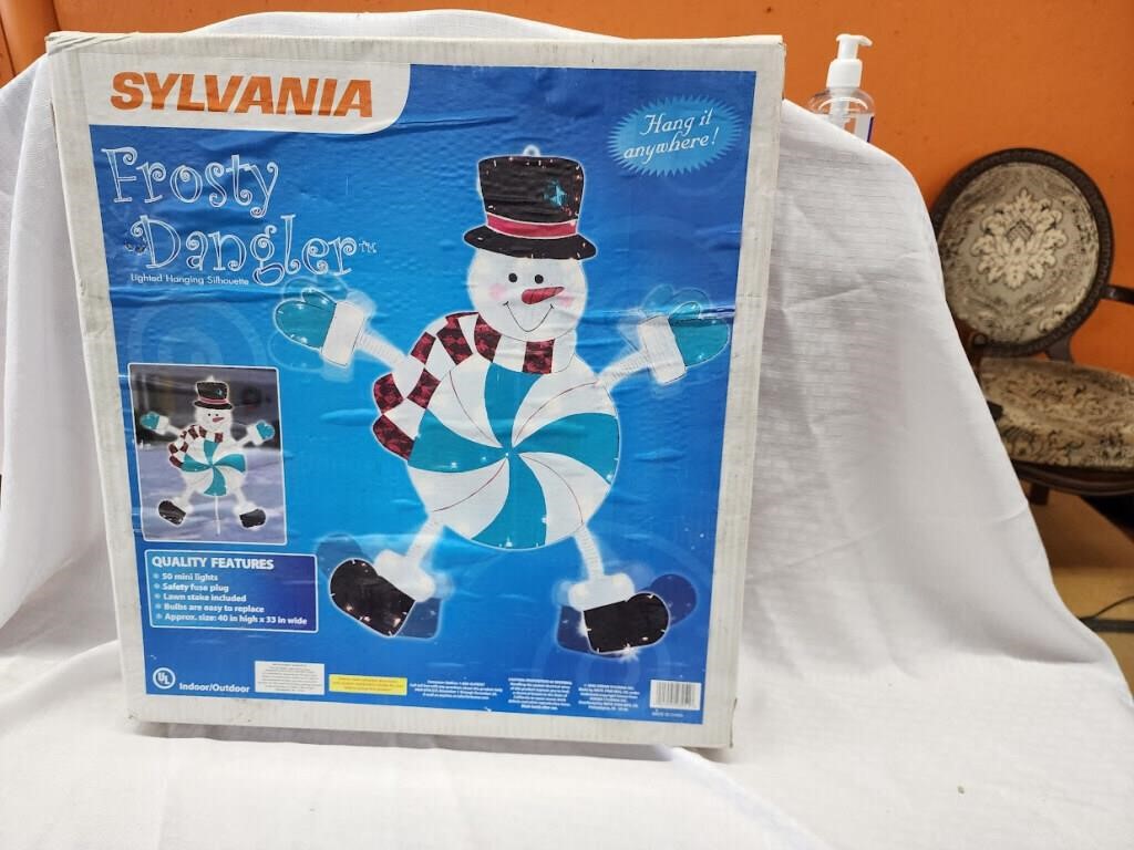 Sylvania Frosty Dangler Lighted Christmas Decor