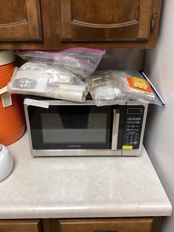 Farberware Microwave (works)