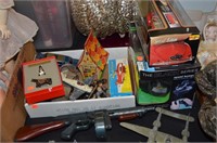 Mixed Toy & Collectibles Lot w/ Marx Tommy Gun