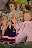 Mixed Vtg Doll Lot w/ Barbie