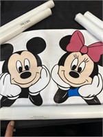 5 x  Mickey and Minnie Decal