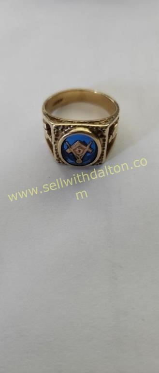 10k Gold Mason Ring