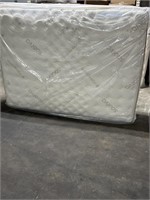 SAATVA classic queen mattress 11 1/2 inch luxury