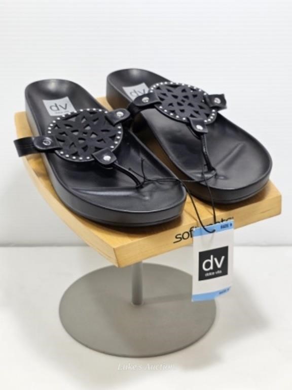 LADIES BLACK SANDALS - SIZE 9