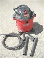 Craftsman 20 Gallon Wet/Dry Vac w/Attachments -