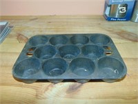 Cast Iron Muffin Pan