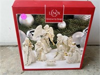 LEXOX Petit Nativity