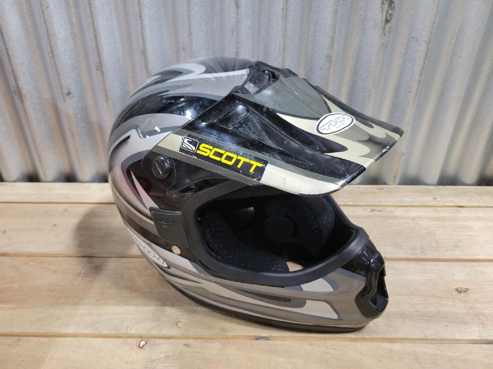 *Motorcycle Helmet