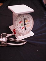 American Family 25-pound food scale and a Mouli