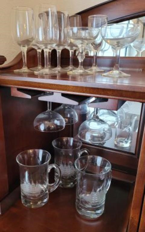 GROUP OF STEMS, WINE, CHAMPAGNE, ETCHED MUGS,