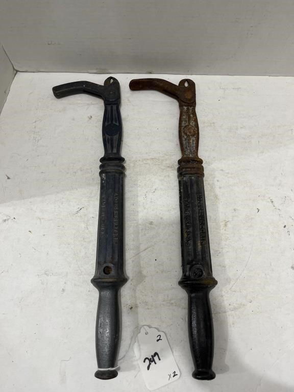 (2) Vintage Nail Pullers