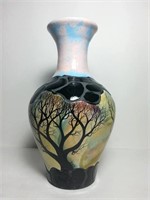 VINTAGE ORIGINAL CERAMIC VASE SIGNED by ROGER