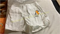 Universal thread shorts, size 6