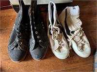 VINTAGE NIKE SHOES & OTHER