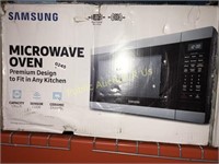 SAMSUNG $225 RETAIL MICROWAVE OVEN