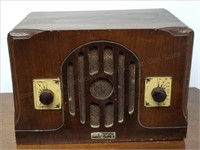Majestic 11" Mantel Radio 1930s Art Deco Case