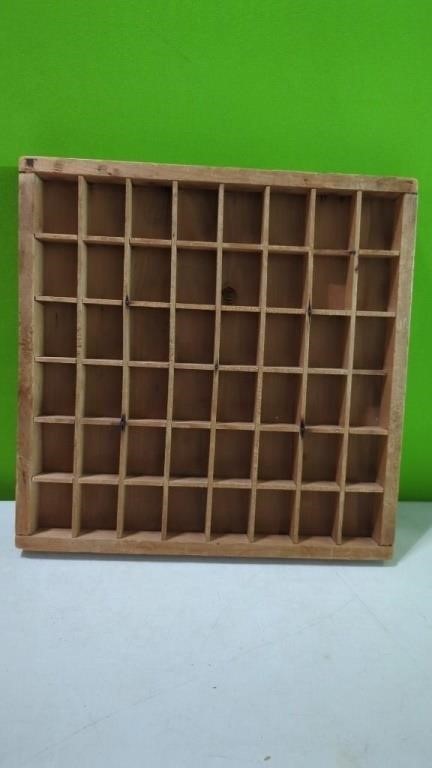 Miniatures Display Case 12.5" x12.5"
Holds 48