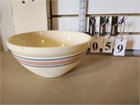 Ceramic Mixing Bowl - Mc coy