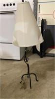 Desk lamp, 36? tall (untested)