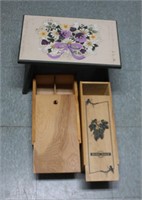 Tole painted step stool 15.5 X 9.75 X 10" &