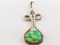 Sterling silver pendant with stone inlay 3.3 grams