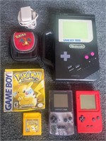 Nintendo Game Boy Video Game Pokémon Lot